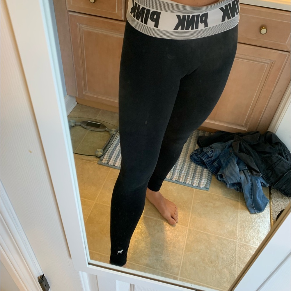 pink yoga pants